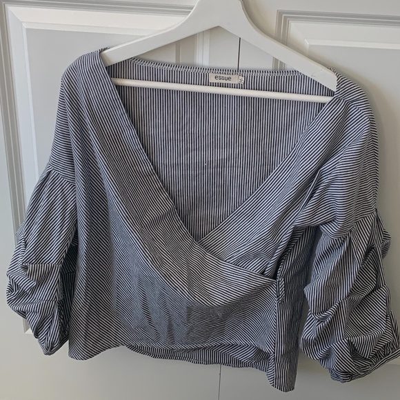 Essue Work & Outings Blouse - Picture 5 of 7